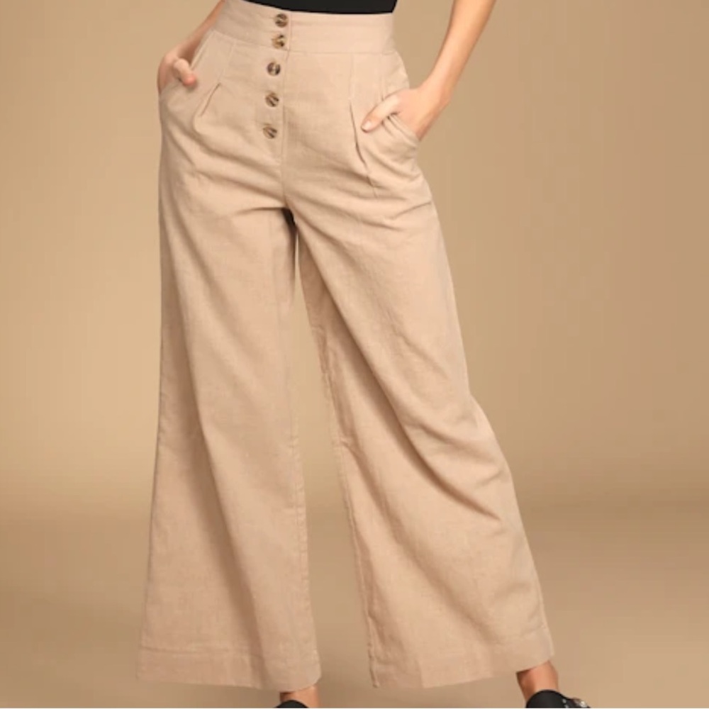NWT • Express • High Rise Wide Leg Trousers •